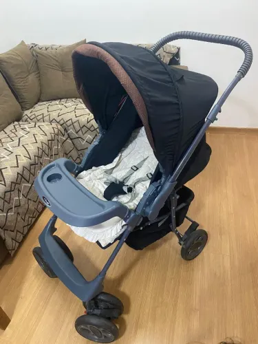 CARRINHO DE BEBÊ A VENDA