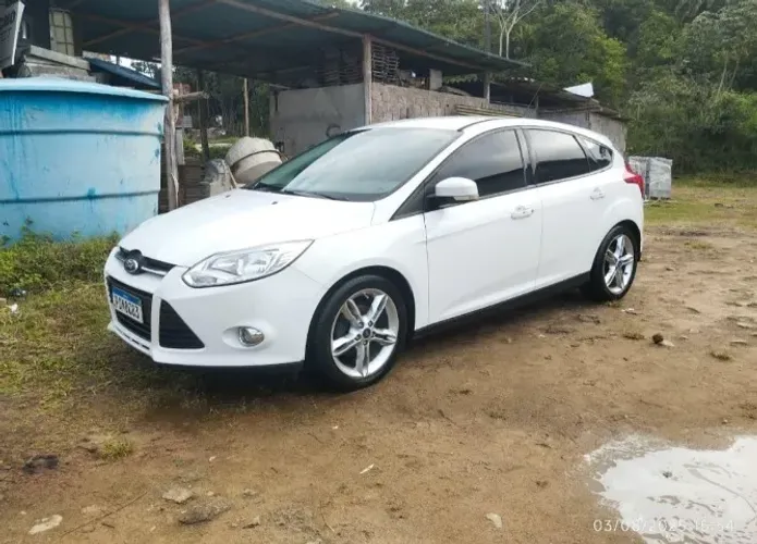 Ford Focus 2.0 16v/se/se Plus Flex 5P Aut. 2015