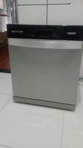 vende se lava louça Brastemp semi nova