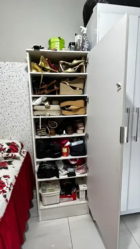 Armário com espelhos