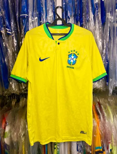 Camisa da Seleção Brasil Retrô - Tamanho G ou GG