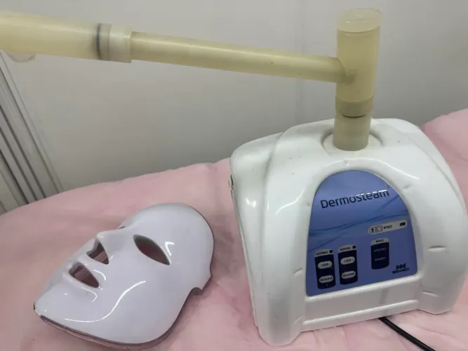 Vendo vapor de ozônio já vão com a máscara de led