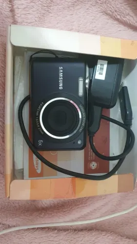 Camera Samsung es70 c/ bateria nova!! NÃO acompanha cartão SD