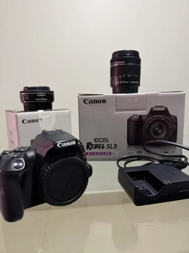 Canon EOS Rebel SL3 + Lente 18-55 IS STM + Lente 24mm + SD 128GB + Caixa
