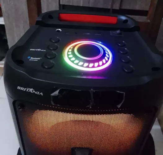 Caixa de som britania 