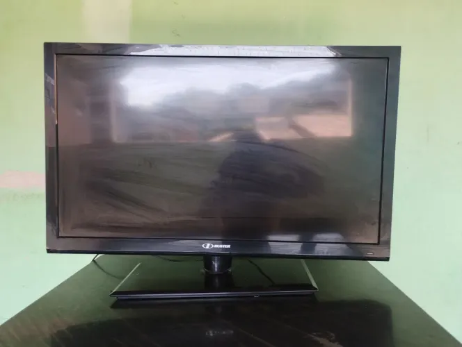 Tv hbuster 29 pol. (retirada de peças)