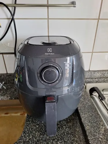 Air Fryer Electrolux Family Efficient Por Rita Lobo EAF50 5L Grafite 110V