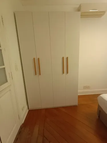 Levar Hoje - Doação! Guarda roupa 4 portas Tok stok