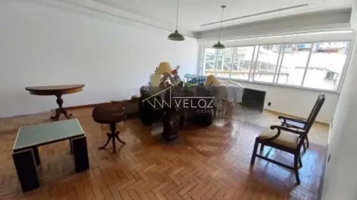Apartamento : Padrão / Residencial / Catete