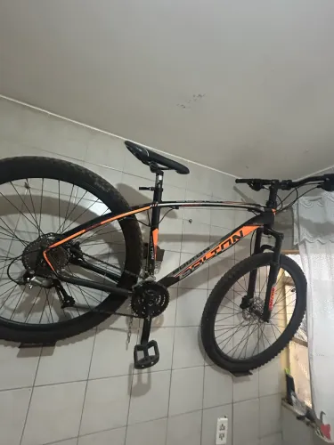 Bicicleta Bolton aro 29- kit K7 shimano + freio hidráulico 