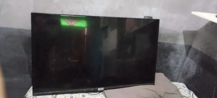 Tv TCL com defeito 