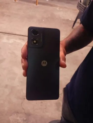 Celular barato pra sair rápido 
