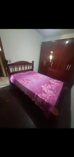 Cama casal madeira maçiça