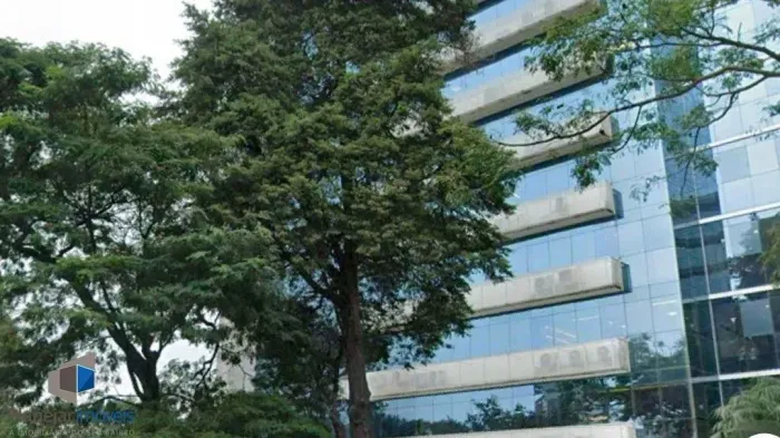 Conjunto na Av. Cristóvão Colombo