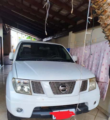 Nissan Frontier XE CD 4X4 2.5 TB Diesel 2011