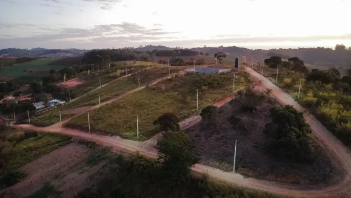 TERRENOS DE 500M² EM ATIBAIA