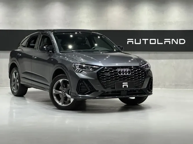 Audi Q3 SPB Perf. Black 2.0 TFSI Tipt. Quat. 2022