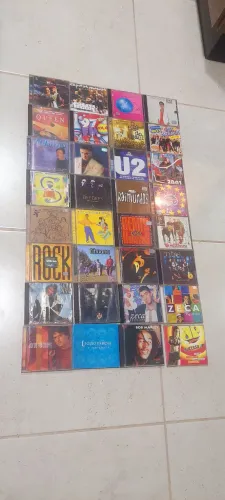 Cds originais lote por 200 reais