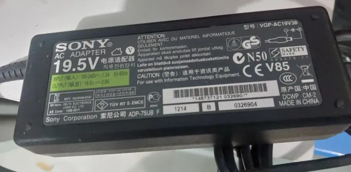 Fonte Carregador Original Notebook Sony Vaio 19.5V 3.9A VGP-AC19V38