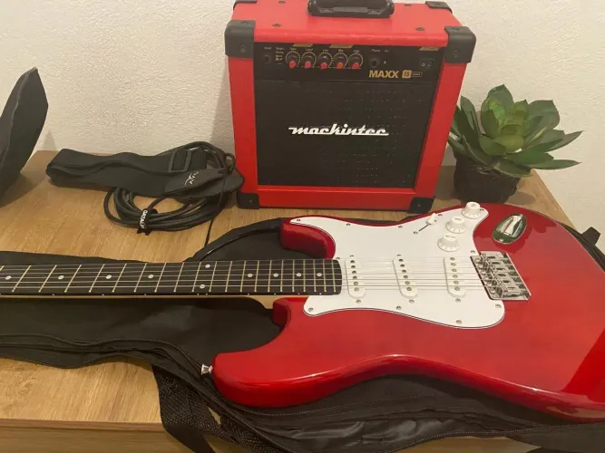 Guitarra e Caixa Amplificadora