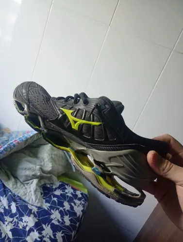 Mizuno 