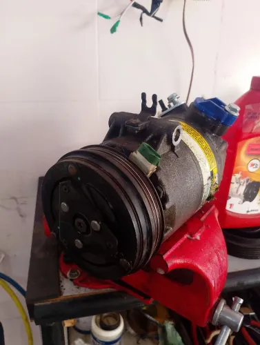 Compressor do ar condicionado gol Saveiro Fox geração 5. 6