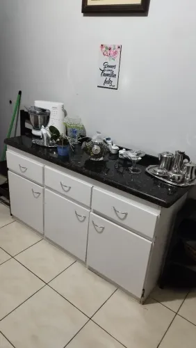 Balcão de cozinha de granito. (Negociável)
