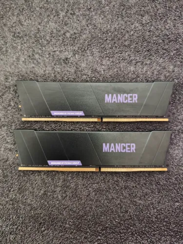Memória RAM 16GB (2x8GB) Mancer Banshee DDR4 3200MHz CL20 - Excelente Estado