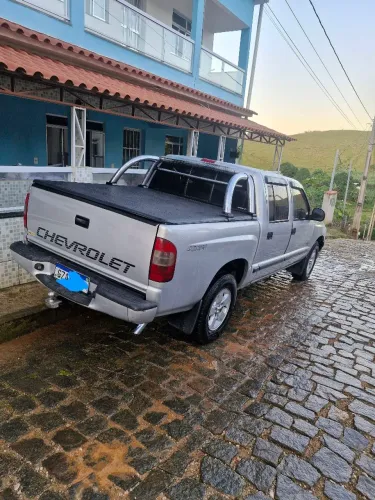 Chevrolet S10 Pick-up STD 2.8 4X4 CD TB Int.dies. 2001