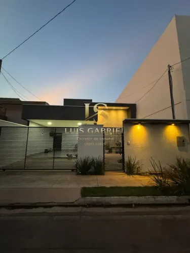 CASA TÉRREA DE ALTO PADRÃO À VENDA  JARDIM DAS PALMEIRAS | CUIABÁ/MT