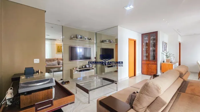 Apartamento 4 quartos, transformado em 3 quartos- Proximo a Praça Lagoa Seca - Belvedere -