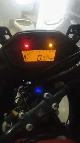 Moto muito conservada! É só pegar e acelerar!!!