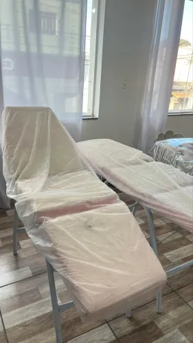 2 macas cor de rosas