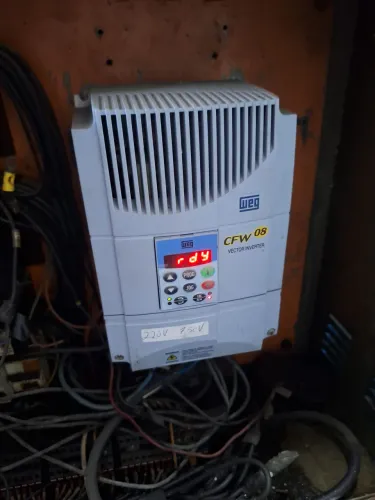 Inversor de frequência WEG 7,5 cv