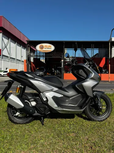 Honda ADV 160 2025