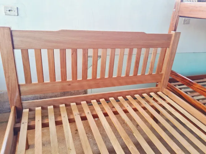 Cama de casal nova