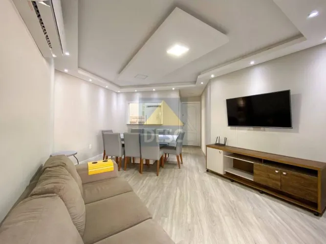 Apartamento mobiliado com 3 dormitórios para alugar no Centro de Balneário Camboriú