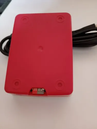 rasp Berry pi4 2gb ram , cartão SD de 32 GB ,windows 10 instalado e cabo hdmi