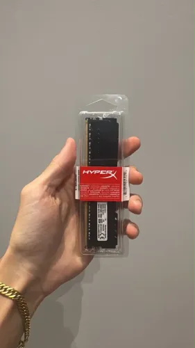 Memória RAM HyperX 16GB DDR4 2666MHz