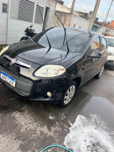 Fiat Palio Attractive 1.0 EVO Fire Flex 8V 5P 2013