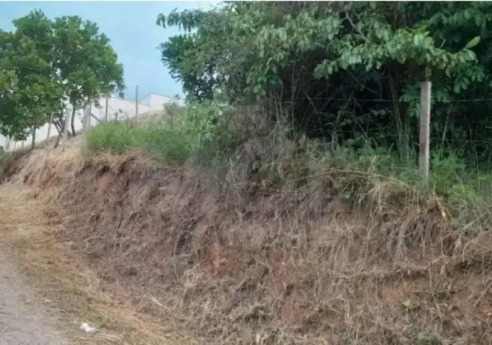ALÉM PARAÍBA/MG Lote de terreno 200,00m² na Granja 03 de Outubro