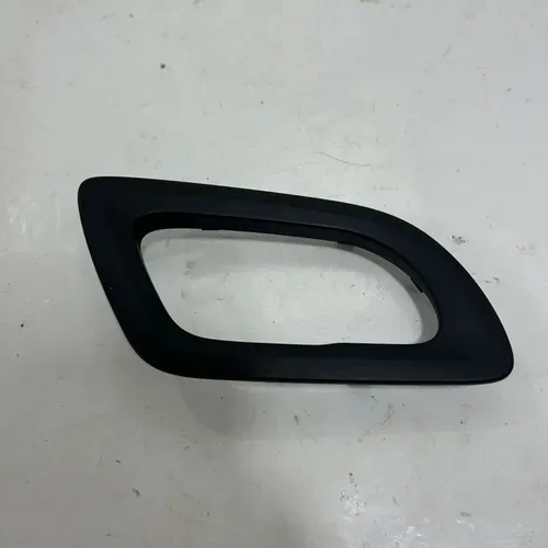 Moldura Maçaneta Traseira Direita Peugeot 308 2013 A 2016 Preto Traseira