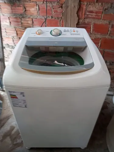 Máquina de lavar roupa 