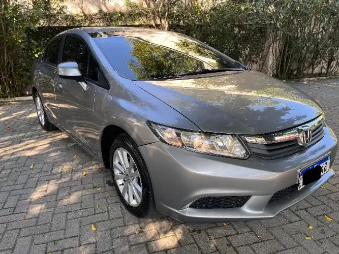 Honda Civic Sedan LXS 1.8/1.8 Flex 16V Aut. 4P 2014