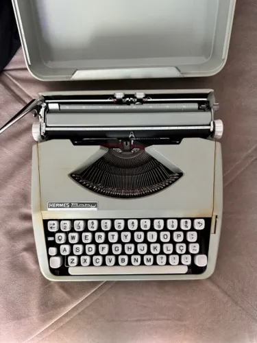 Máquina de escrever