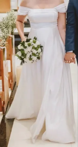 Vestido de noiva alfaiataria minimalista