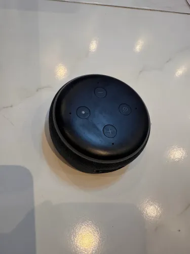 Amazon Echo Dot (3ª geração) com Alexa
