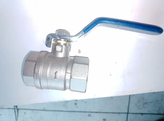 Registro de esfera cromado de 1" Pol.