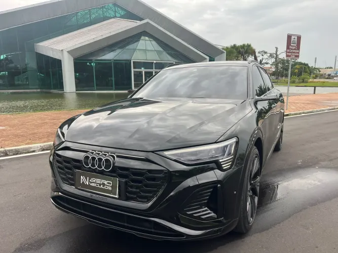 Audi Q8 E-tron Performance Black (elétrico) 2024