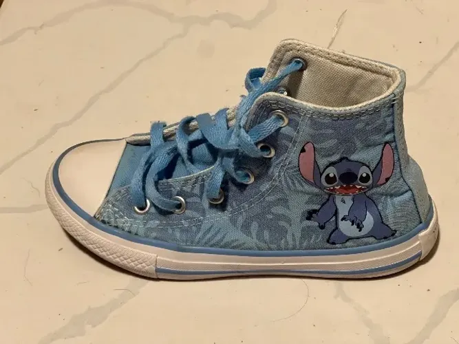 Tênis all star stitch n° 29